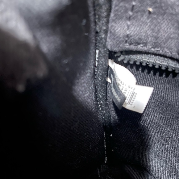 The Marc Jacobs Denim tote bag!! - Picture 4 of 7